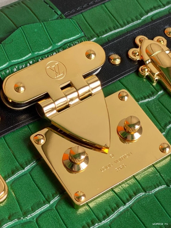 WIS VUITTON PETITE MALLE LOUIS 0117